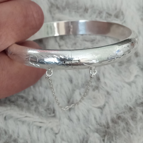 Sterling Silver Bangle Bracelet - Picture 7 of 12